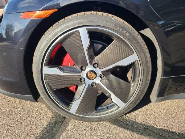 2023 Porsche Taycan 4S - Image 18 of 21
