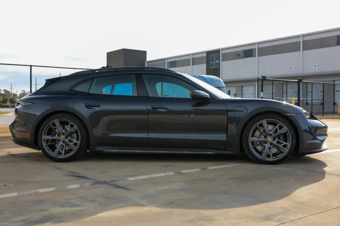 2023 Porsche Taycan 4S - Image 15 of 21
