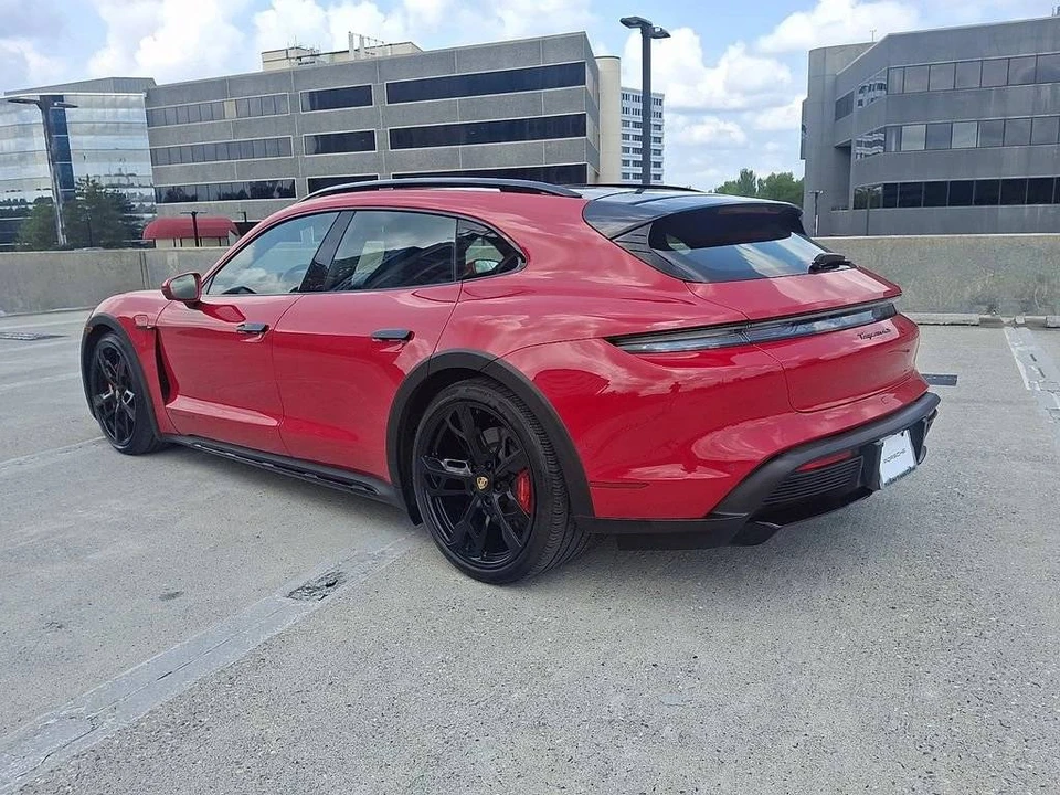 2023 Porsche Taycan Cross Turismo - Image 3 of 5