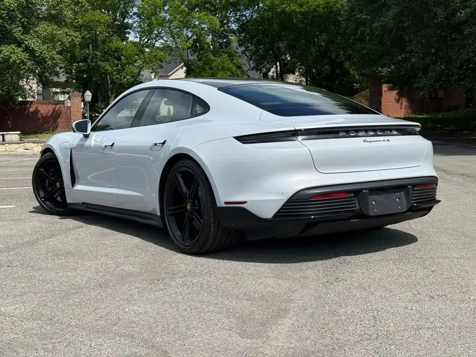 2023 Porsche Taycan 4S - Image 3 of 10