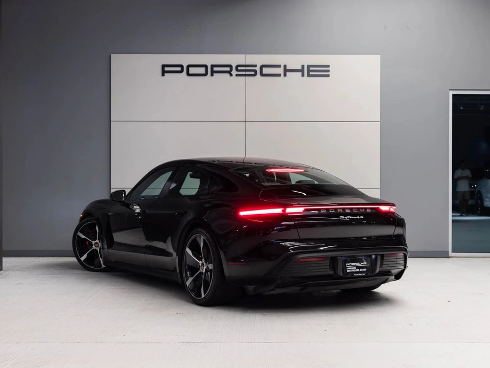 2023 Porsche Taycan 4S - Image 3 of 5