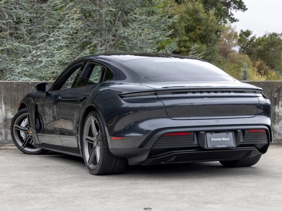 2023 Porsche Taycan 4S - Image 3 of 5