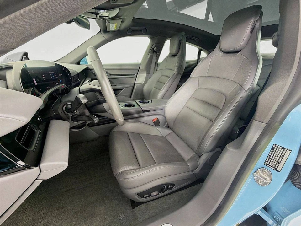 2023 Porsche Taycan 4S - Image 5 of 5