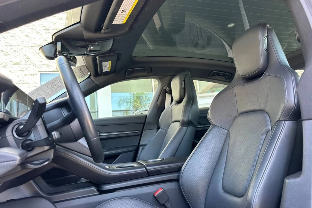 2023 Porsche Taycan 4S - Image 5 of 5