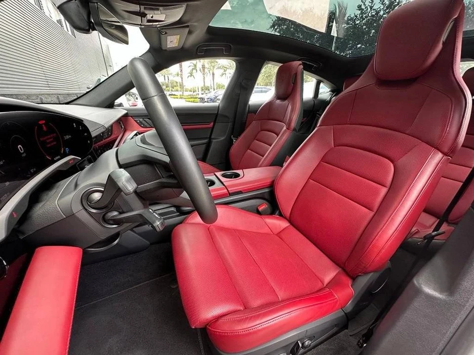 2023 Porsche Taycan 4S - Image 5 of 5