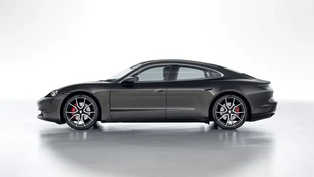 2023 Porsche Taycan 4S - Image 14 of 30