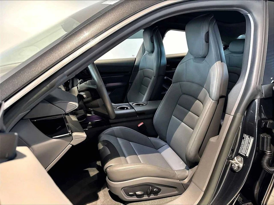 2023 Porsche Taycan 4S - Image 5 of 5