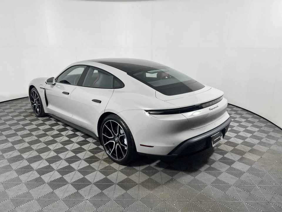2023 Porsche Taycan 4S - Image 3 of 5