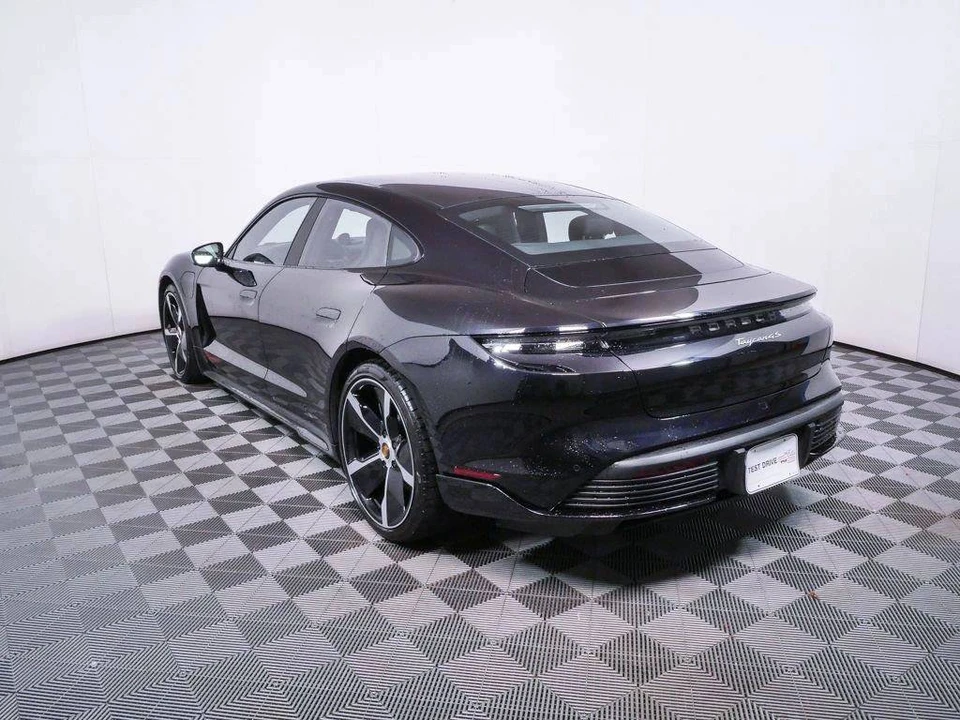 2023 Porsche Taycan 4S - Image 3 of 5