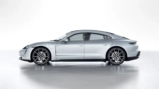 2023 Porsche Taycan 4S - Image 14 of 31