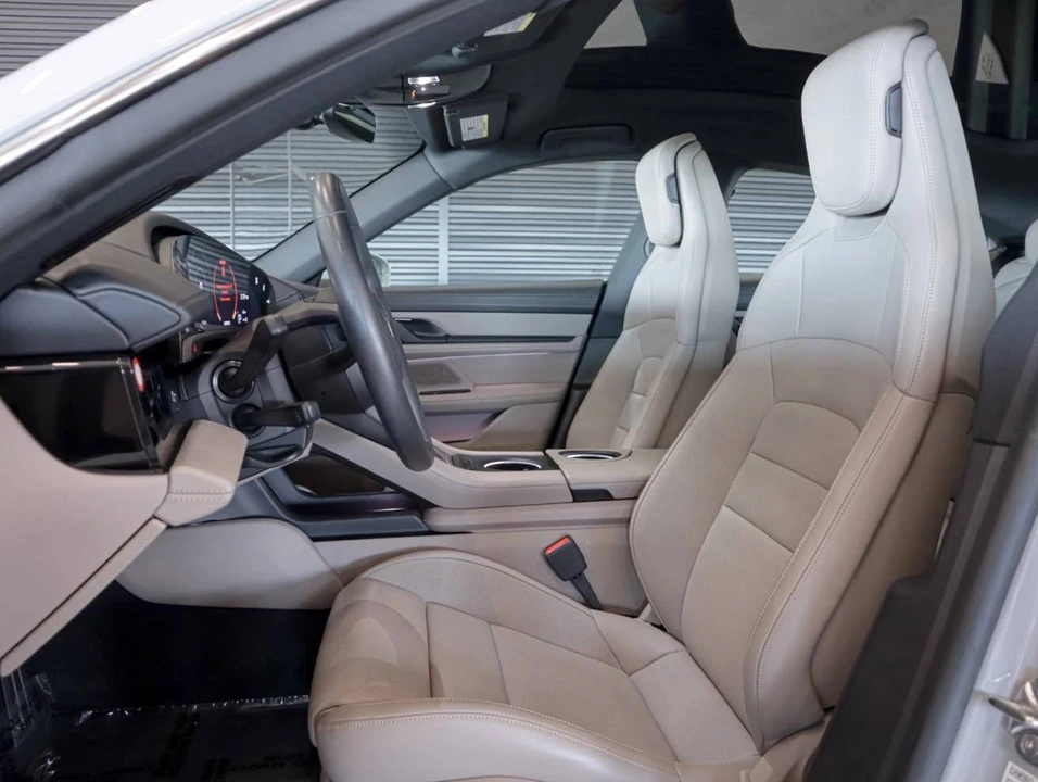 2023 Porsche Taycan 4S - Image 5 of 5