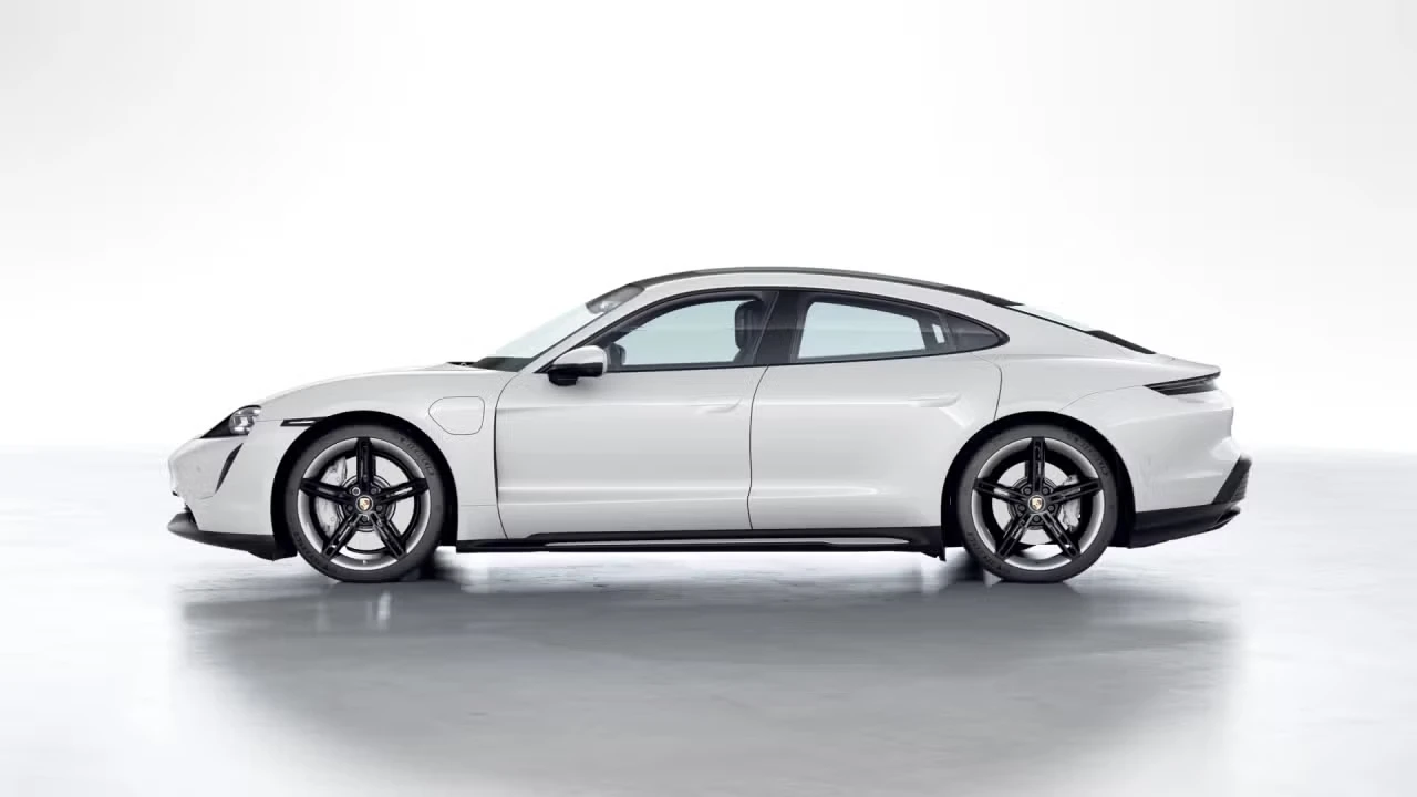 2023 Porsche Taycan 4S - Image 12 of 31
