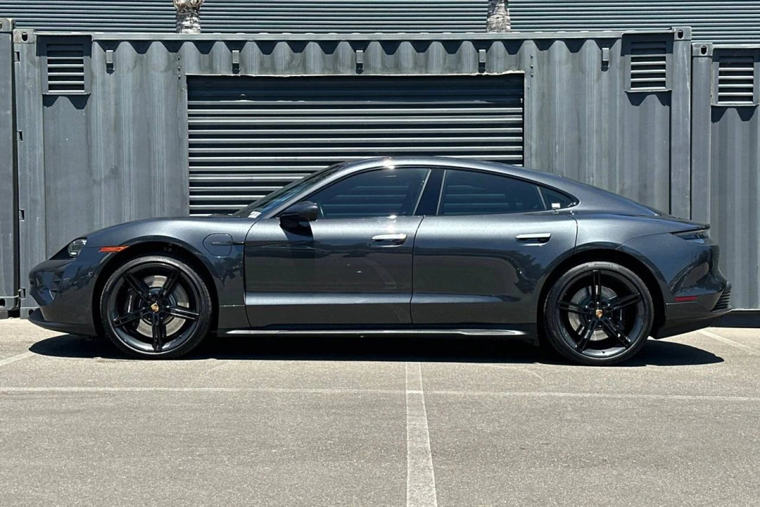 2023 Porsche Taycan 4S - Image 2 of 5