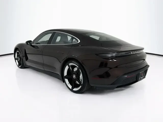 2023 Porsche Taycan 4S - Image 22 of 31