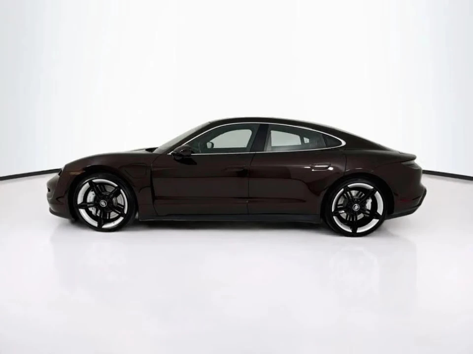 2023 Porsche Taycan 4S - Image 11 of 31