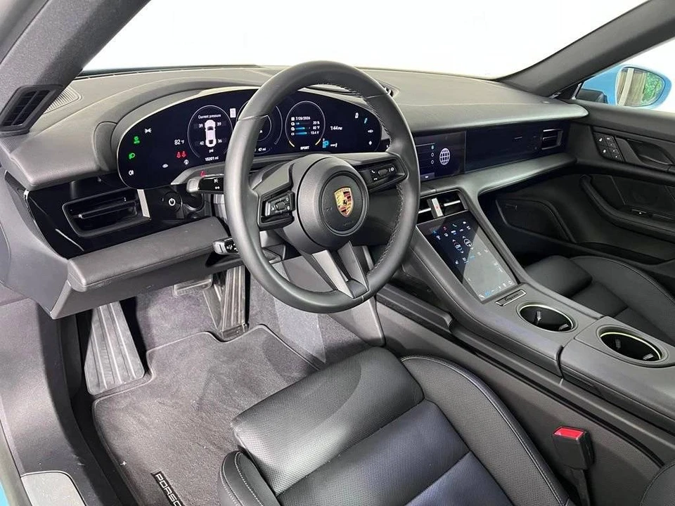 2023 Porsche Taycan 4S - Image 4 of 5
