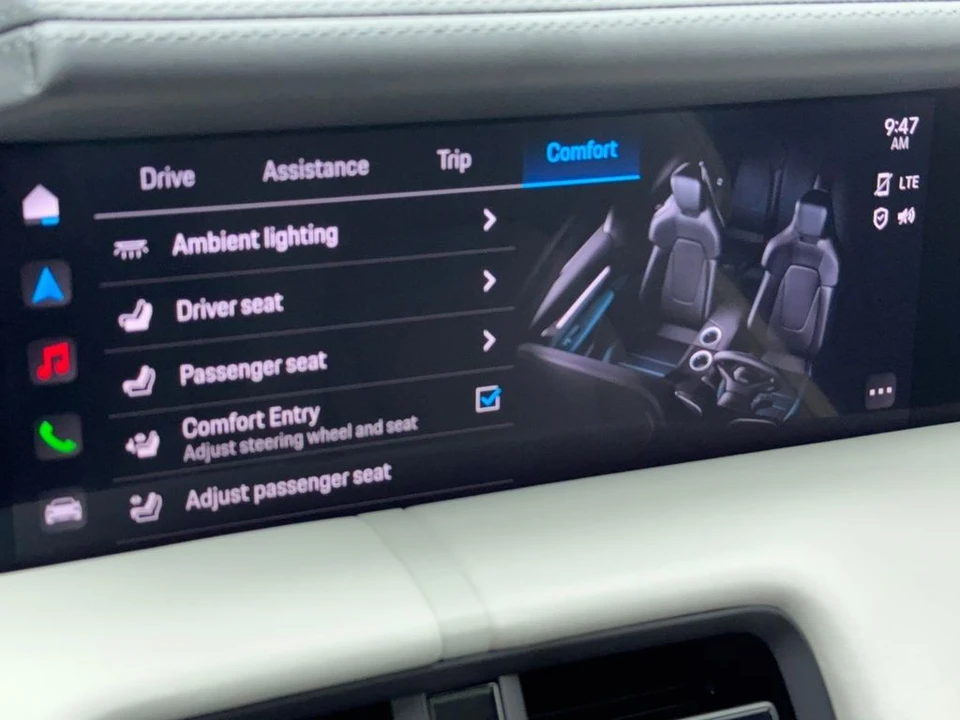 2023 Porsche Taycan 4S - Image 26 of 31