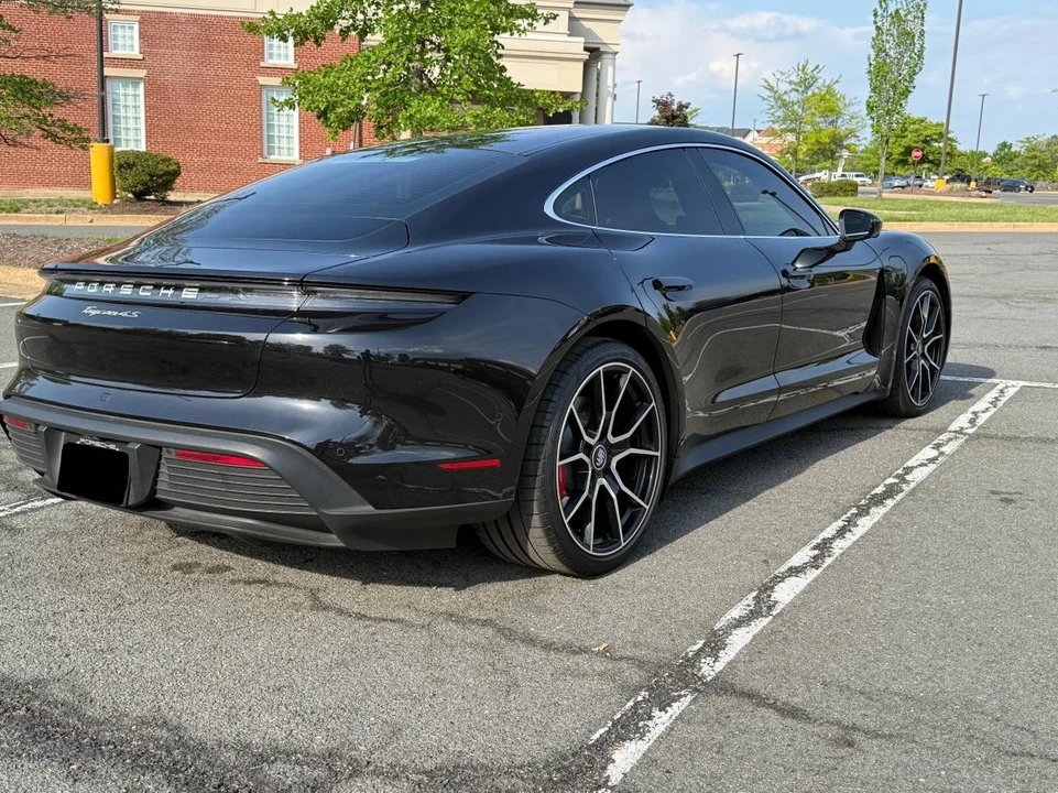 2023 Porsche Taycan 4S - Image 6 of 8