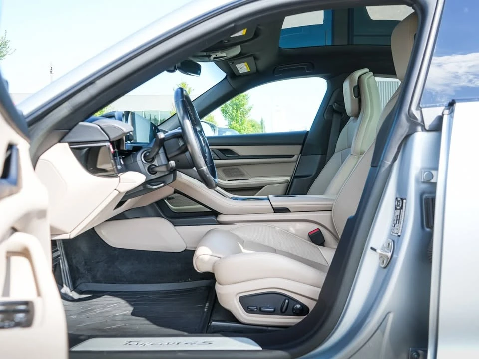 2023 Porsche Taycan 4S - Image 16 of 20