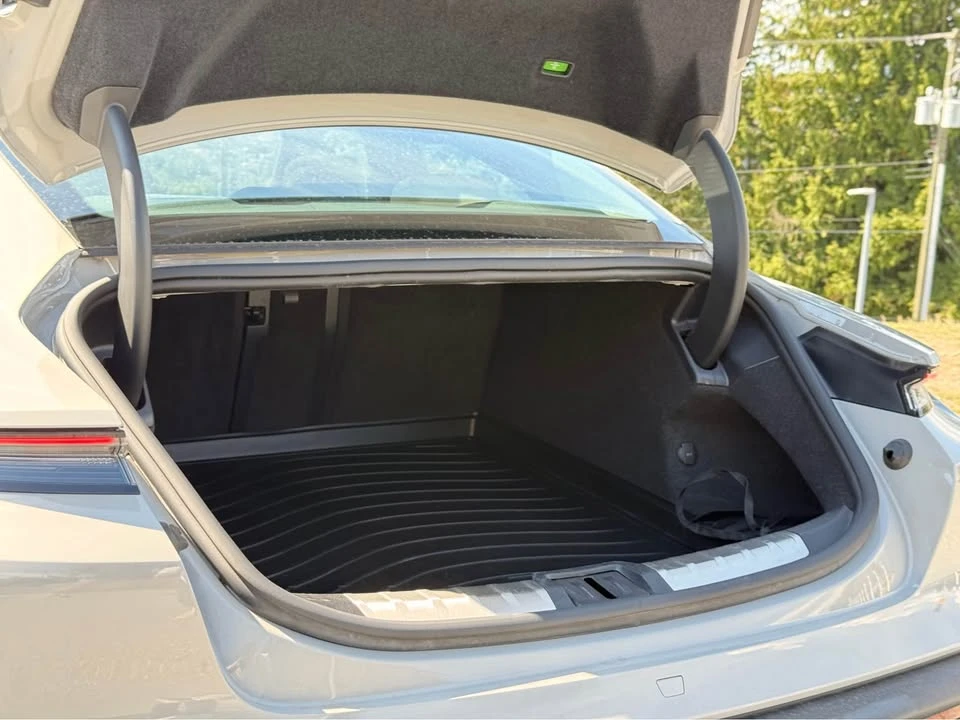 2023 Porsche Taycan 4S - Image 14 of 19