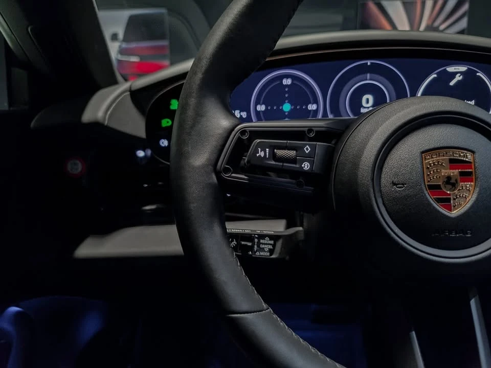 2023 Porsche Taycan 4S - Image 18 of 20