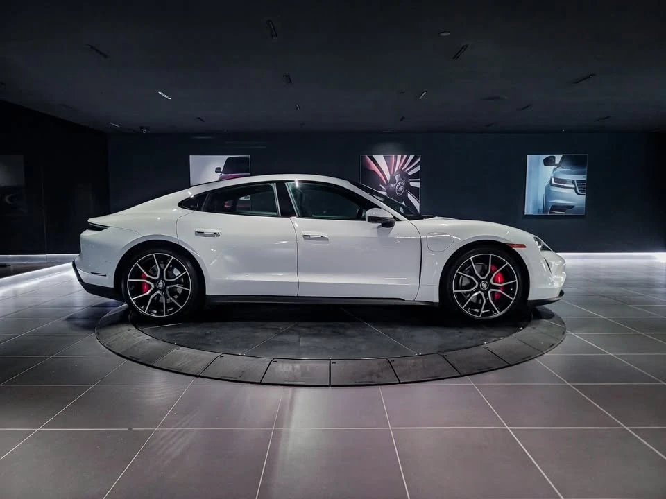 2023 Porsche Taycan 4S - Image 6 of 20