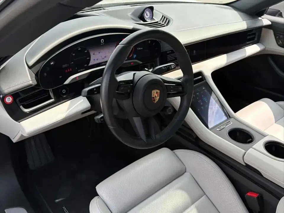 2023 Porsche Taycan 4S - Image 6 of 9