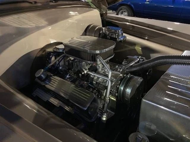 2023 Porsche Taycan 4S - Image 7 of 8