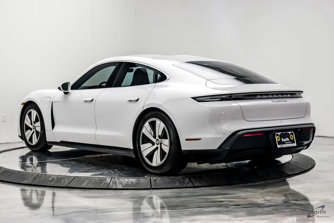 2023 Porsche Taycan 4S - Image 9 of 31