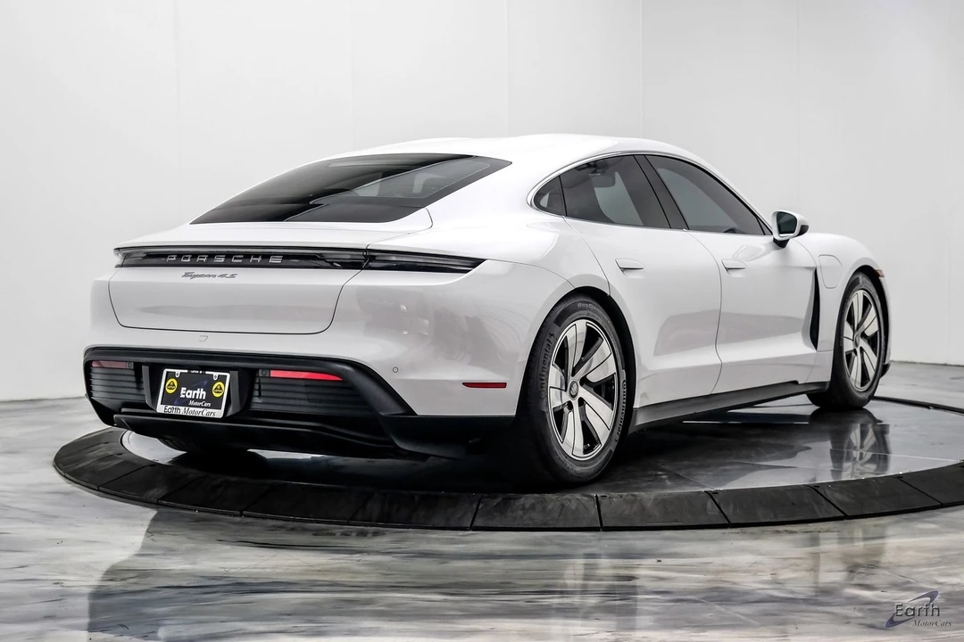 2023 Porsche Taycan 4S - Image 15 of 31