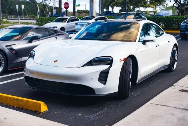 2023 Porsche Taycan 4S - Image 2 of 31