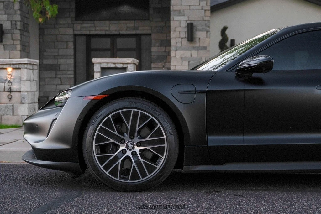 2023 Porsche Taycan 4S - Image 4 of 12