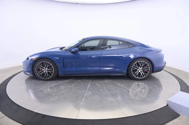 2023 Porsche Taycan 4S - Image 10 of 31