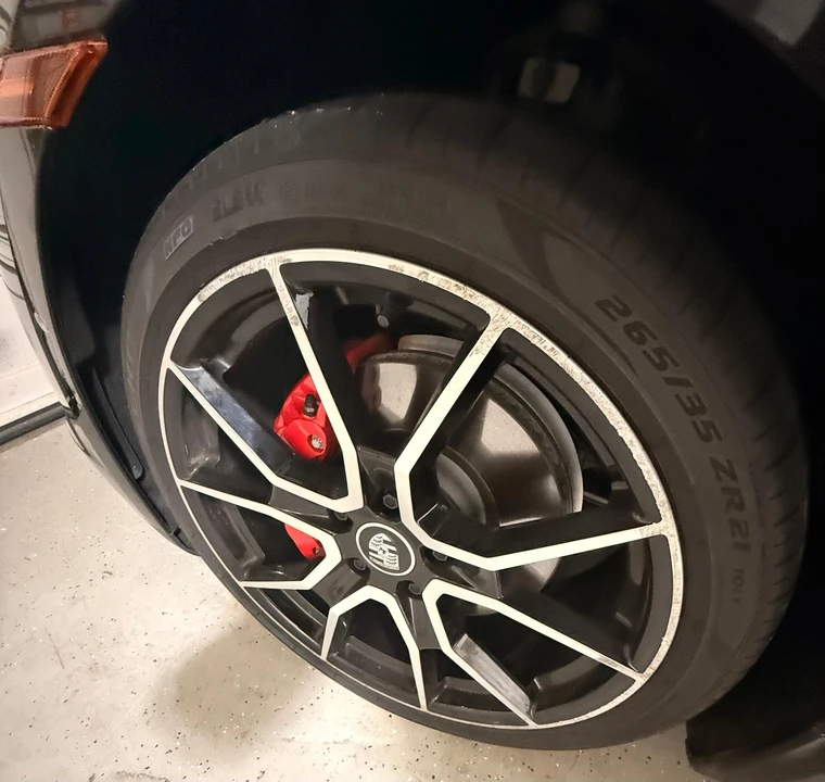 2023 Porsche Taycan 4S - Image 17 of 31