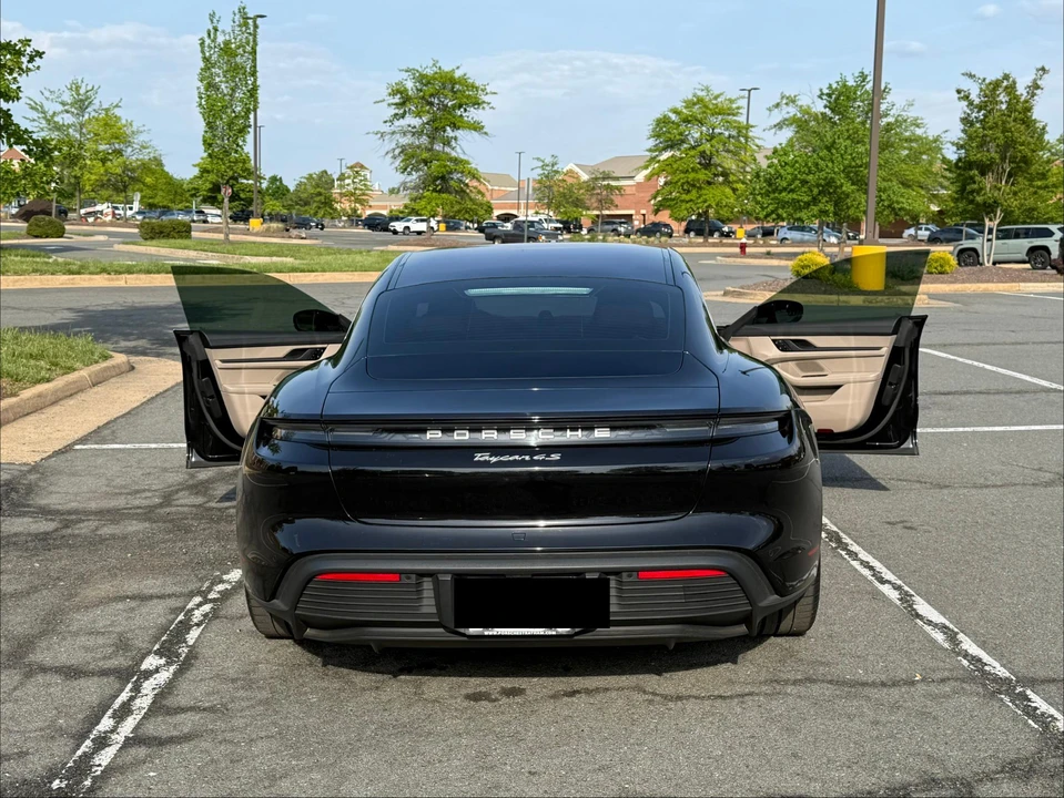 2023 Porsche Taycan 4S - Image 11 of 31