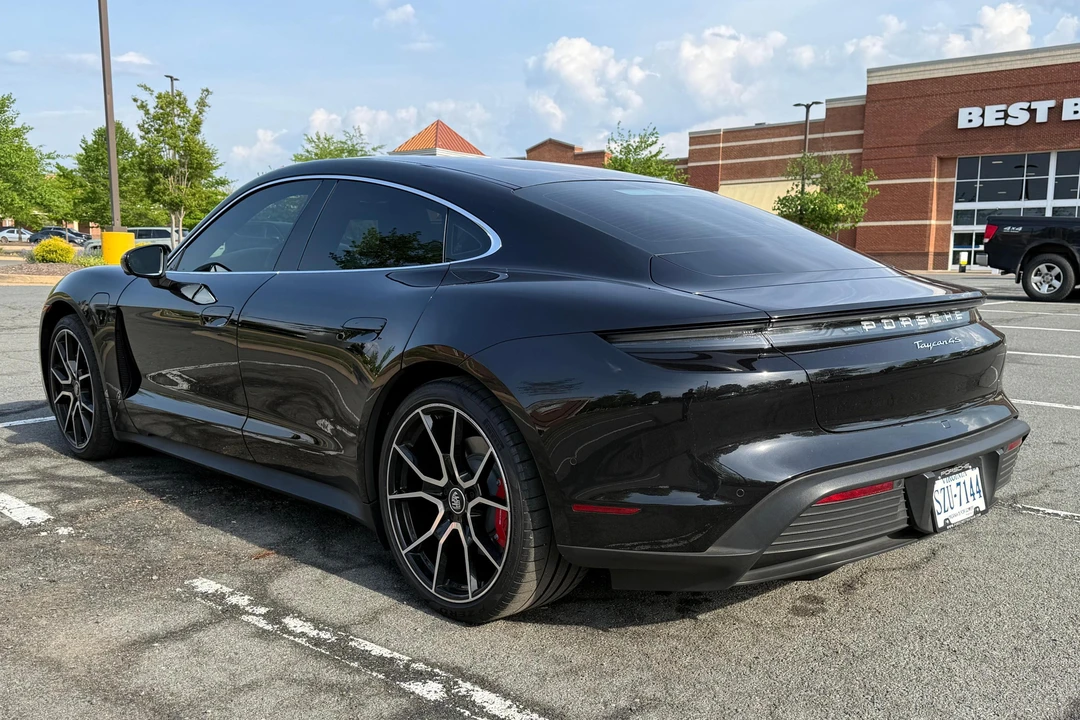 2023 Porsche Taycan 4S - Image 3 of 31