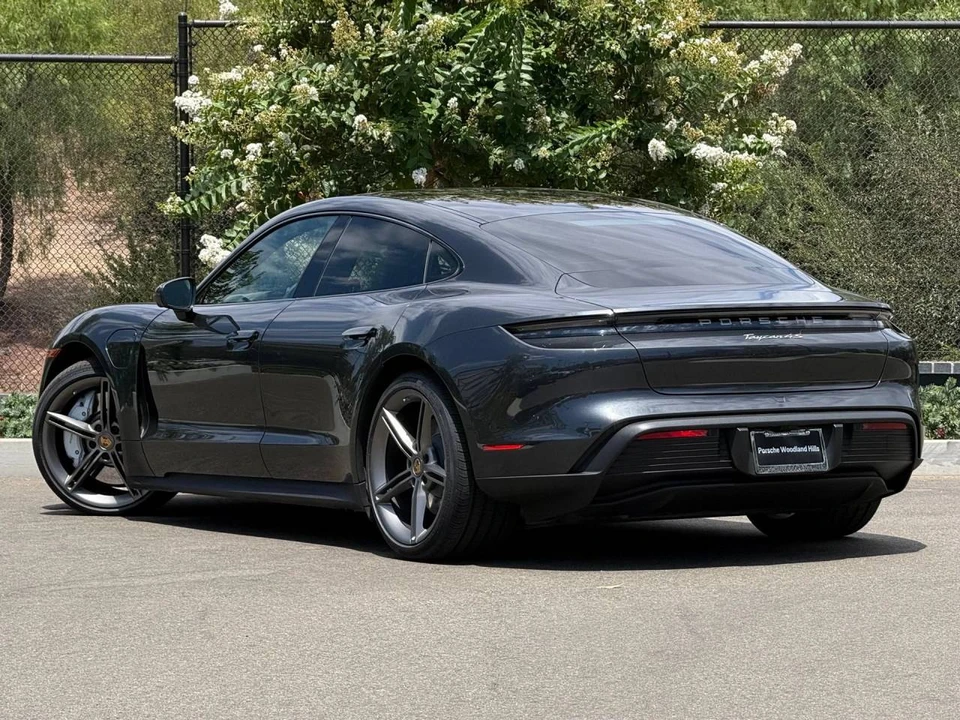 2023 Porsche Taycan 4S - Image 3 of 4