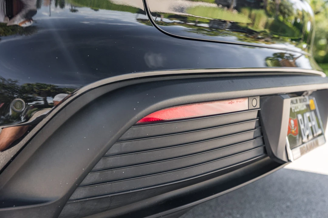 2023 Porsche Taycan 4S - Image 20 of 31
