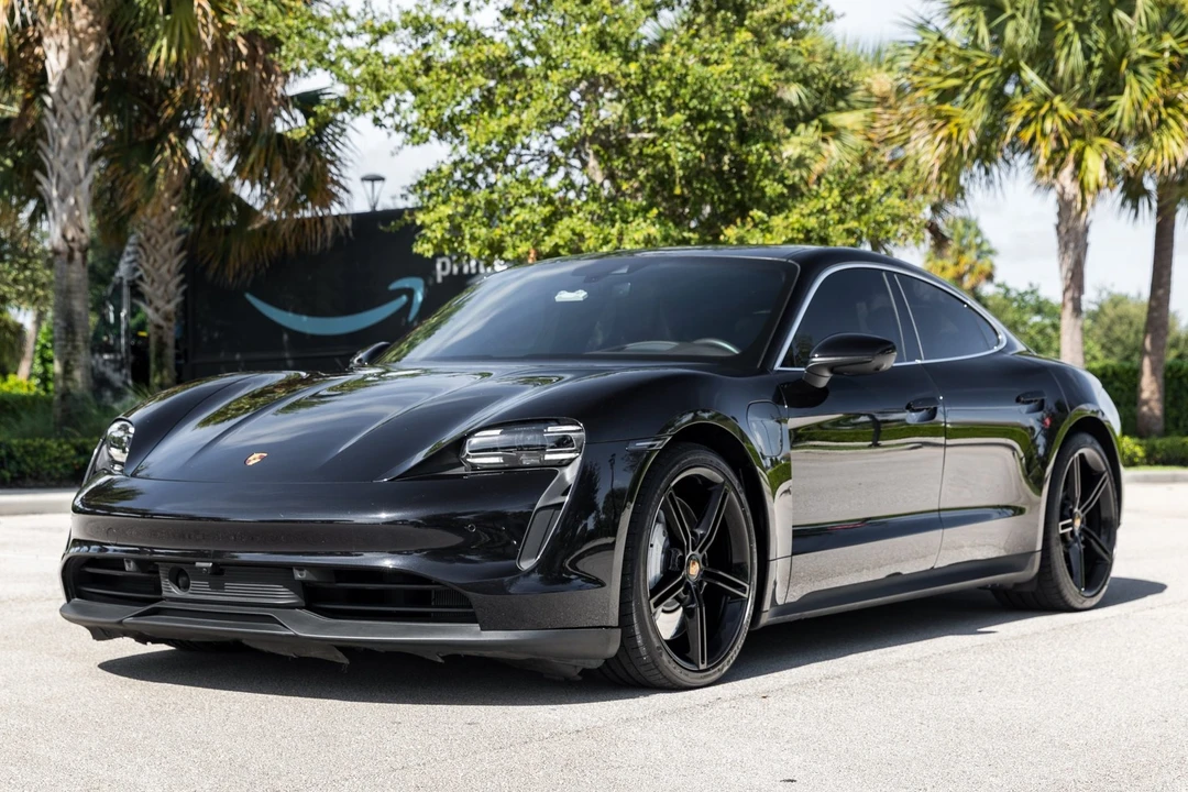 2023 Porsche Taycan 4S - Image 1 of 31