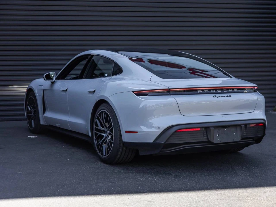 2023 Porsche Taycan 4S - Image 3 of 5