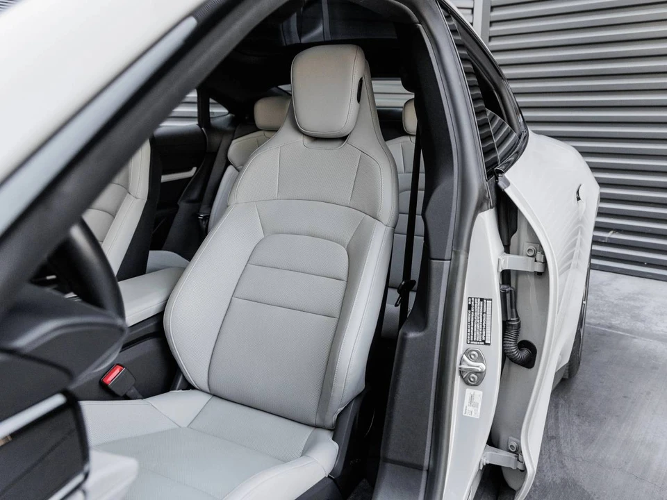 2023 Porsche Taycan 4S - Image 5 of 5