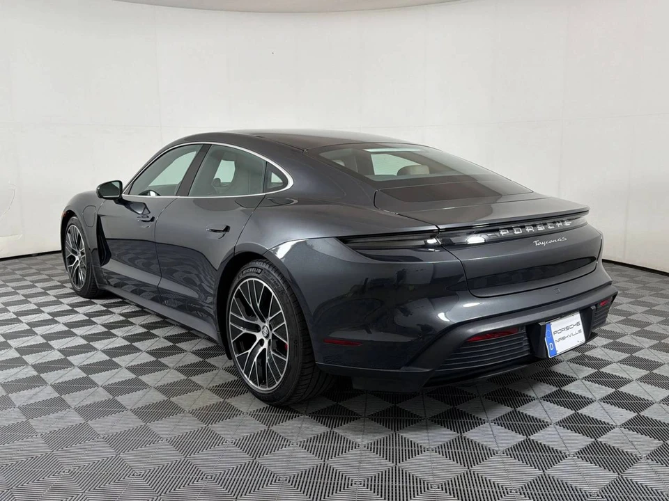 2023 Porsche Taycan 4S - Image 3 of 5