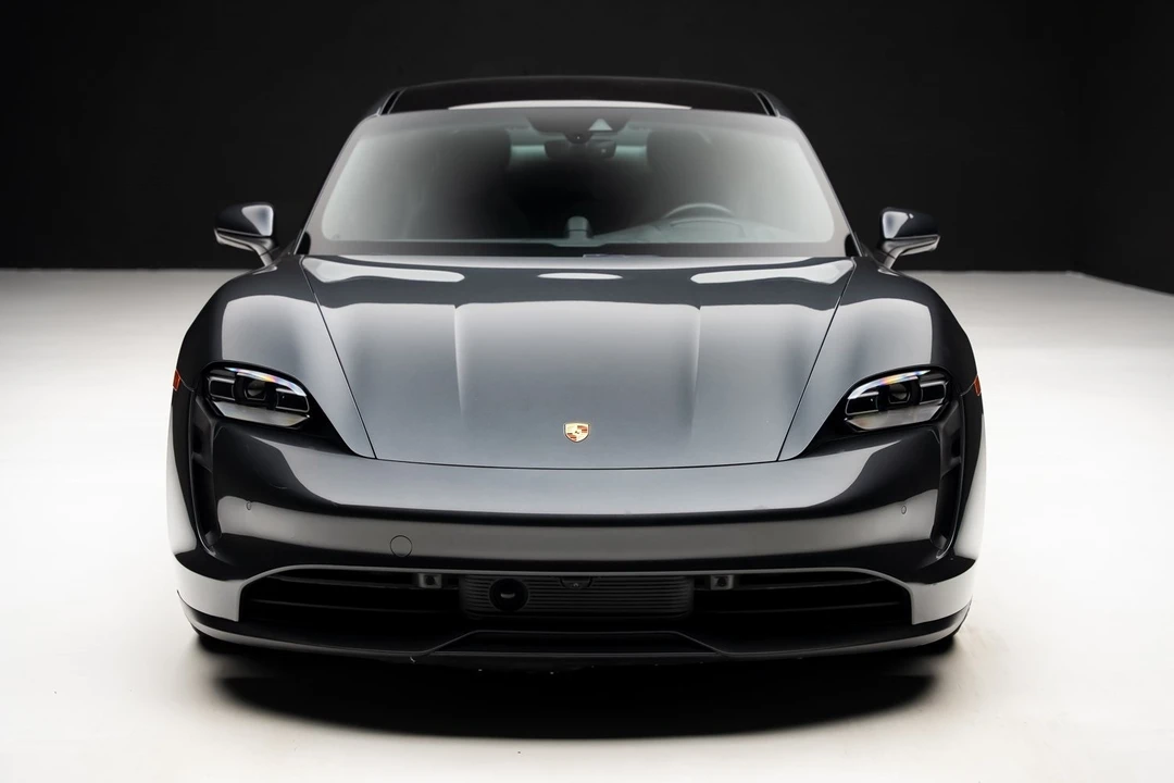 2023 Porsche Taycan 4S - Image 6 of 12