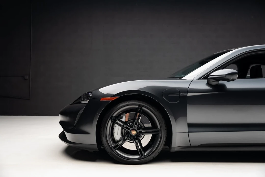 2023 Porsche Taycan 4S - Image 17 of 21