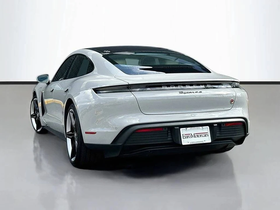 2023 Porsche Taycan 4S - Image 3 of 5