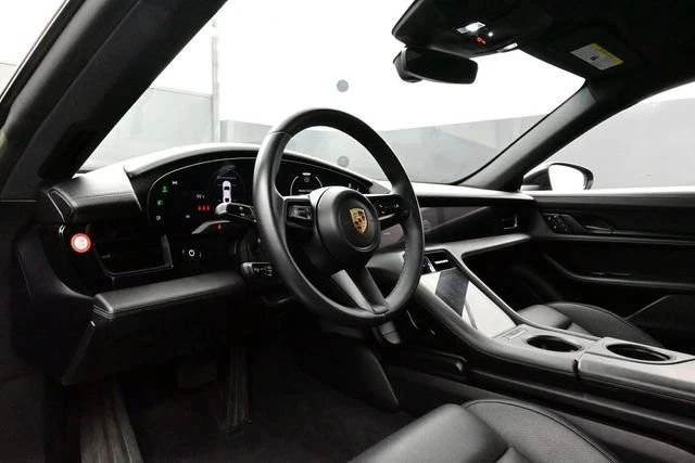 2023 Porsche Taycan 4S - Image 4 of 5