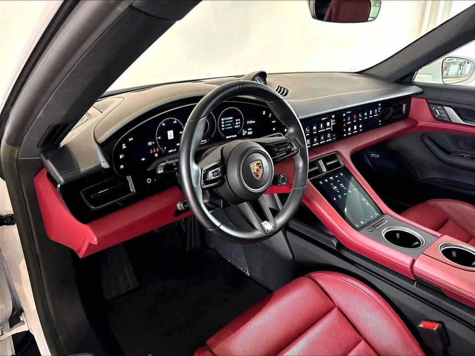 2023 Porsche Taycan 4S - Image 4 of 5