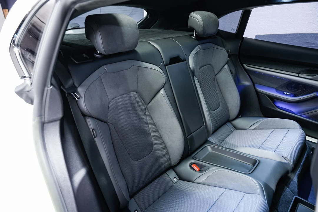 2023 Porsche Taycan 4S - Image 30 of 31