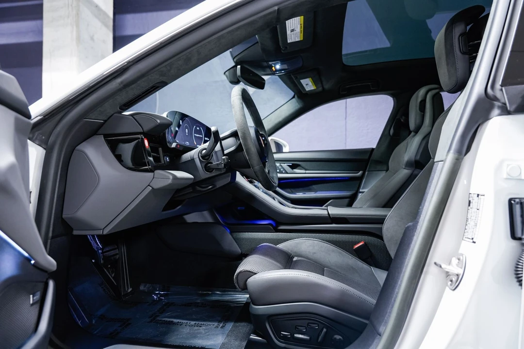 2023 Porsche Taycan 4S - Image 17 of 31