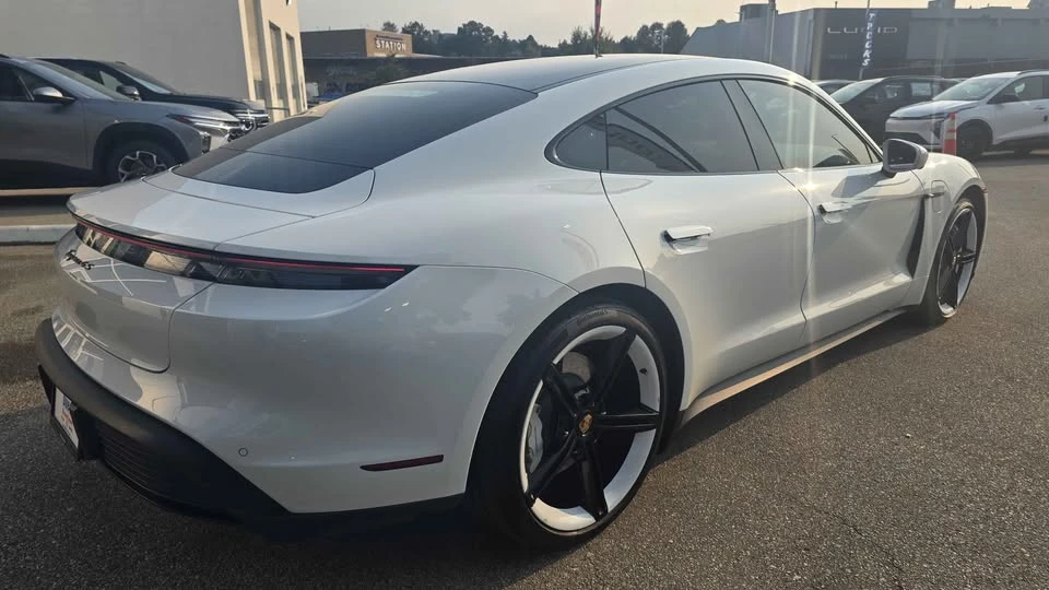 2023 Porsche Taycan 4S - Image 4 of 13